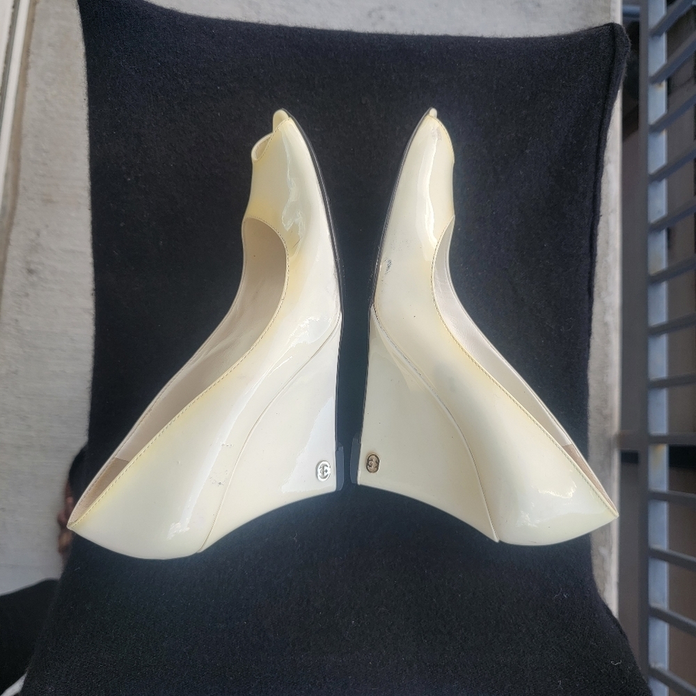GUCCI Patent Leather Wedge Shoes size 8 - Picture 10 of 16